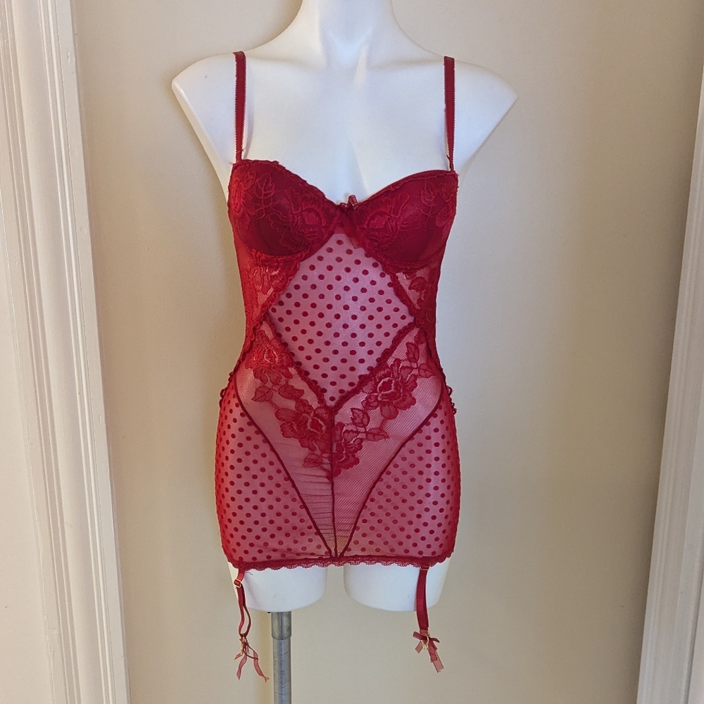 Talla's red lace lingerie with garter stocking hooks size S
